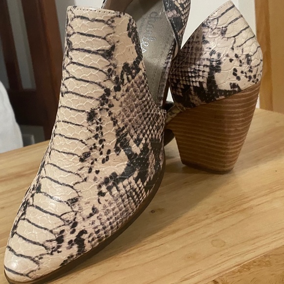 Nalani Bootie Snake Embossed Print - Picture 1 of 9